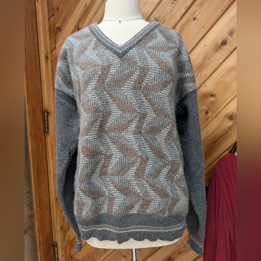 Vintage luxury countess mara sweater